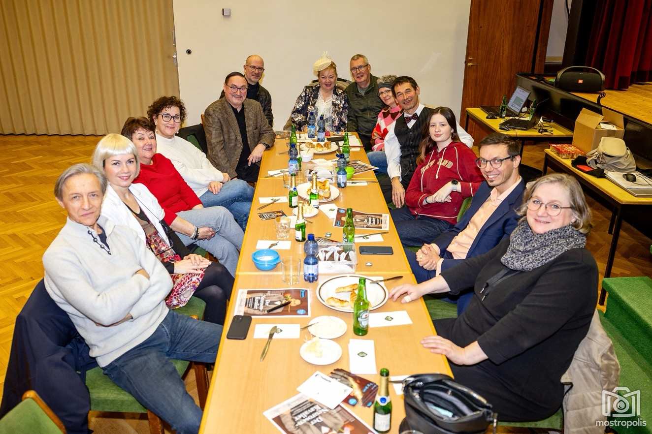 div-004A TheSaStA PG 2026 - Neurosenkavalier.jpg