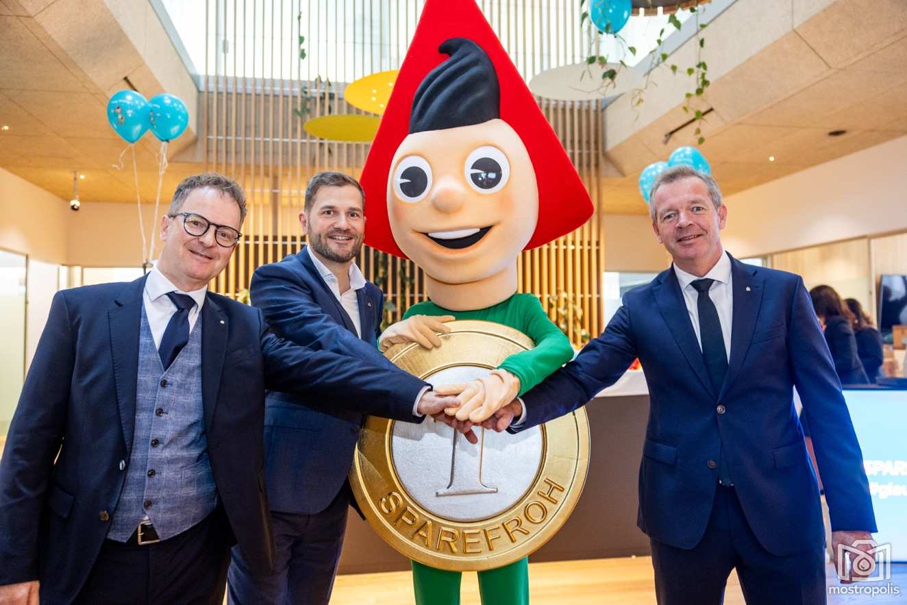 Sparkasse Weltspartag - 70 Jahre Sparefroh 001.jpg