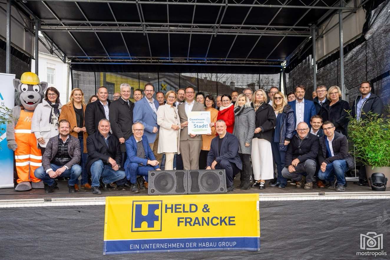 Neuer Hauptplatz Amstetten 002.jpg