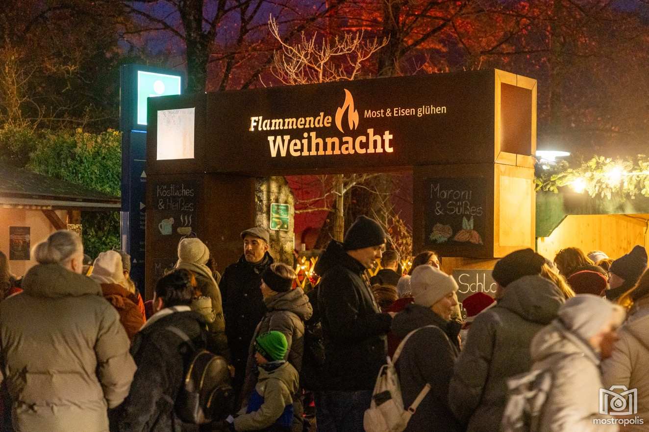 Flammende Lichterweihnacht 2025 WY 002.jpg