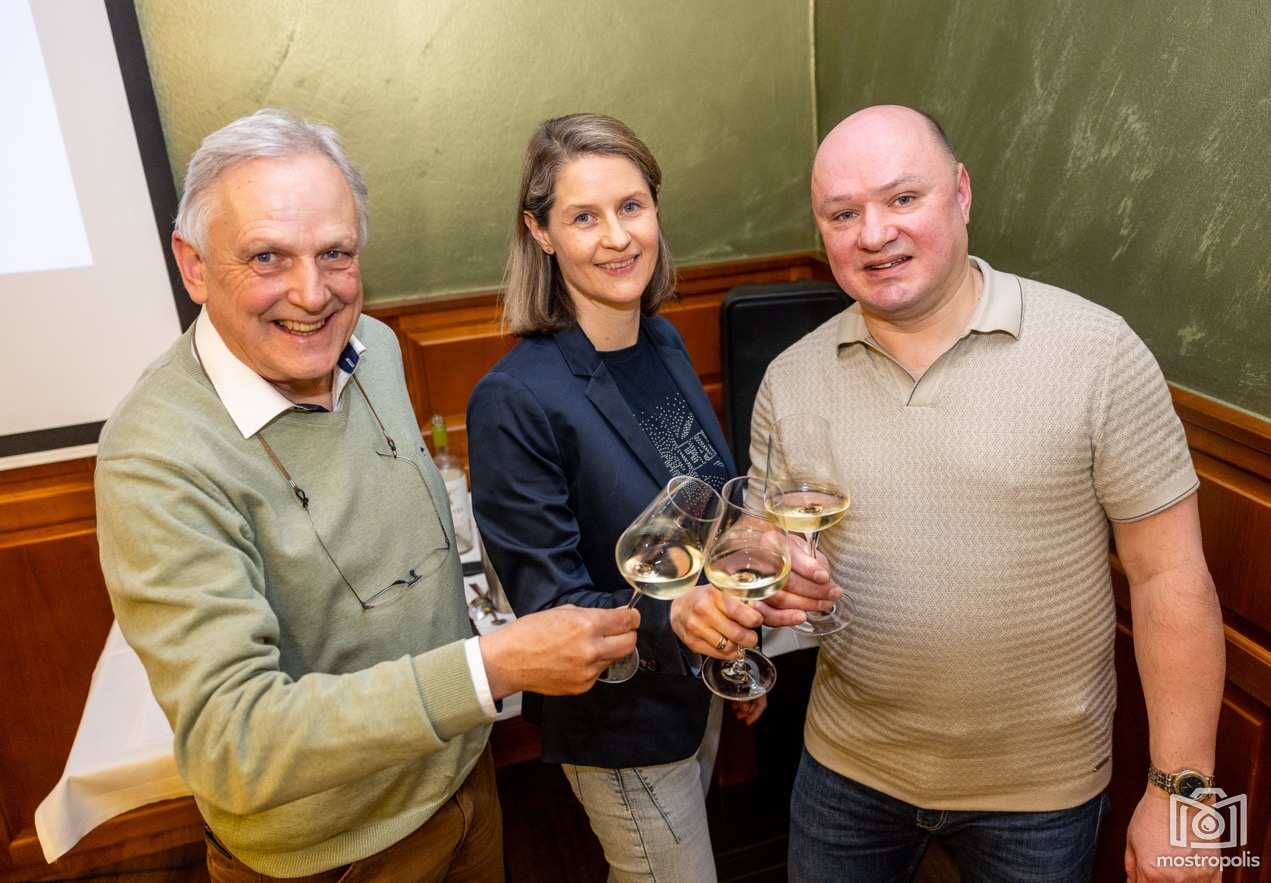 Weinwoelfe Chile 001.jpg