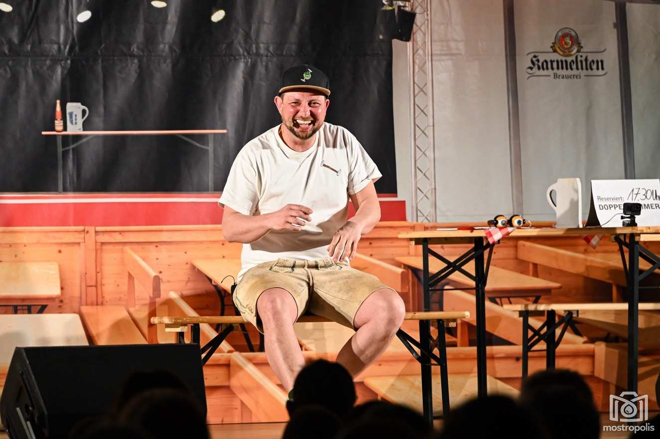 VPND Fonse Doppelhammer 001.jpg