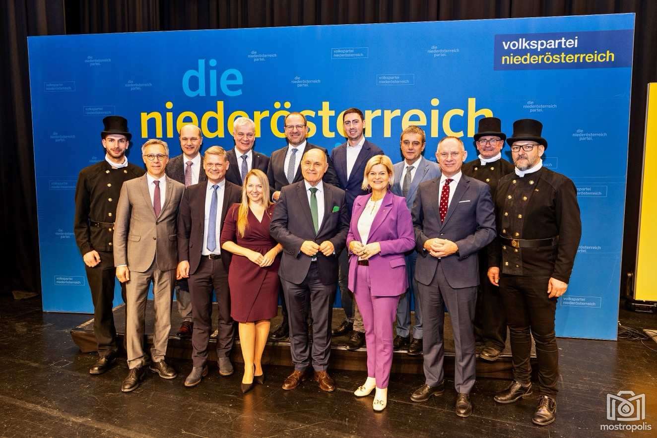 Neujahrsempfang der Volkspartei 2024 - Bezirke Amstetten-Scheibbs-Melk 003.jpg