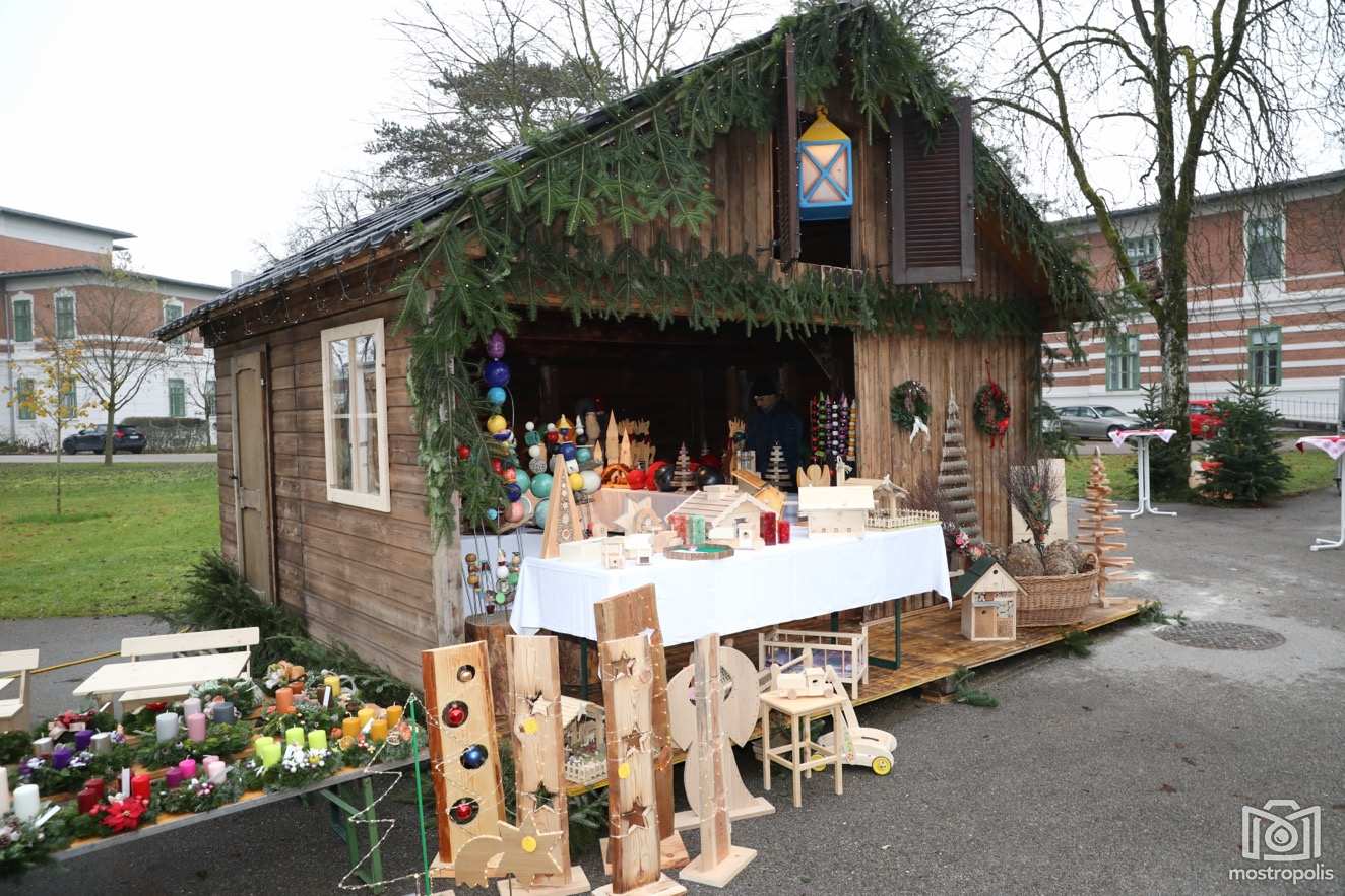 LK Mauer - Advent im Park 003.JPG