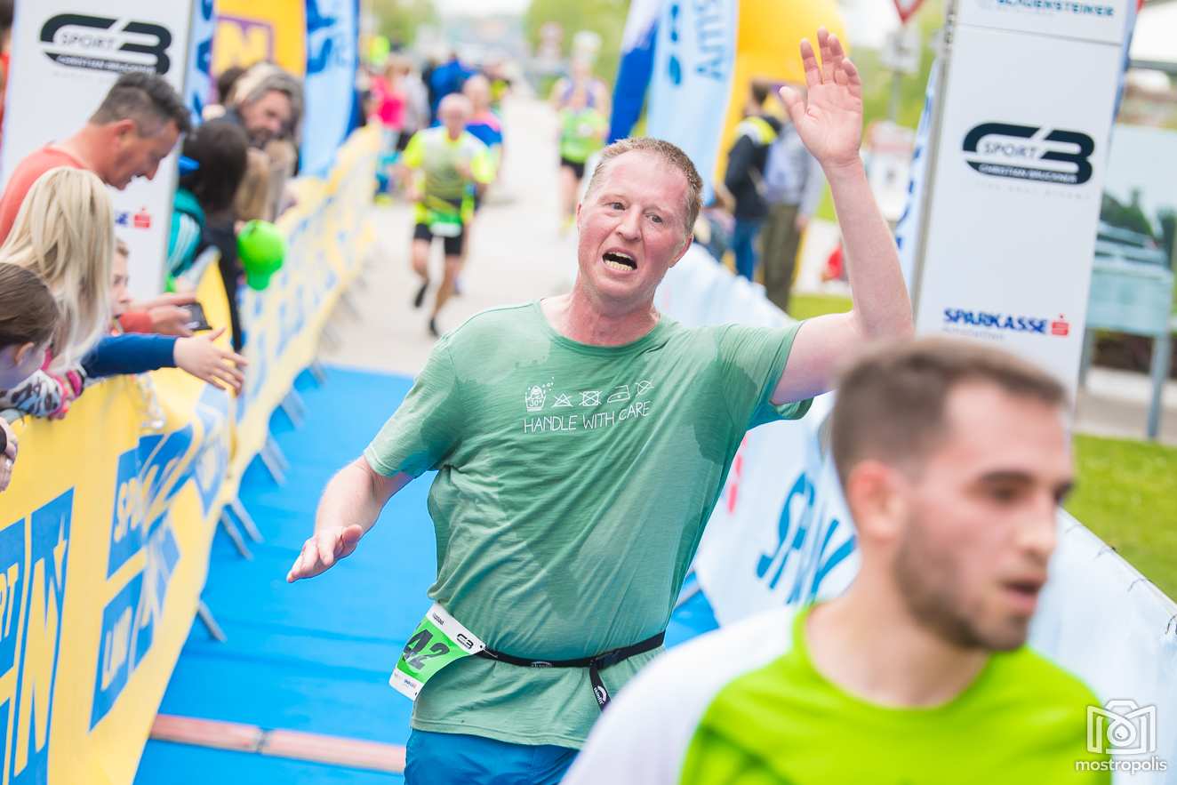 Altarmlauf-Wallsee_001.JPG