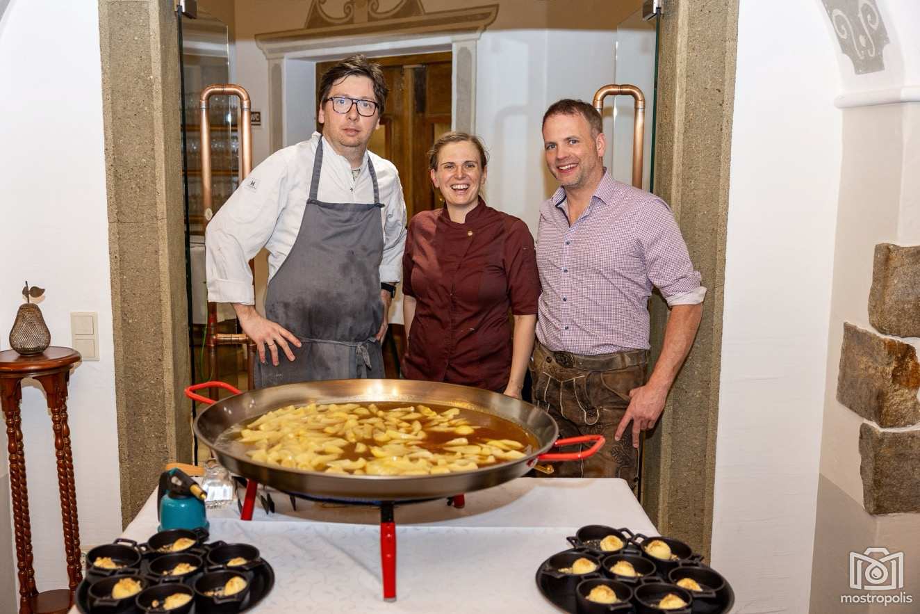 Hauer-Hof_Spirits-Tapas 001.jpg