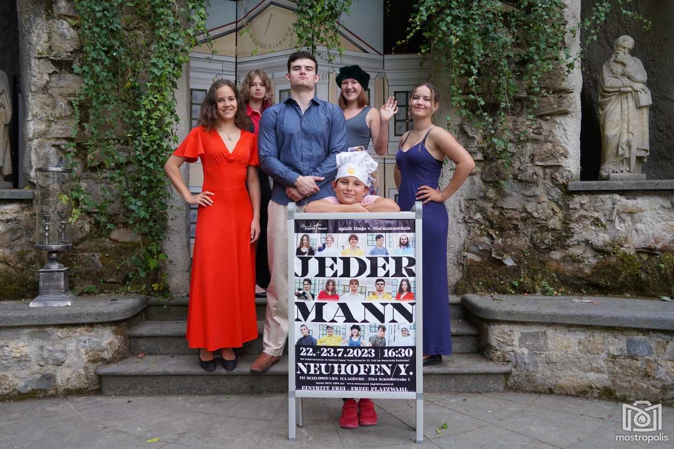 Ostarrichi Jugendtheater - Jedermann 001.JPG
