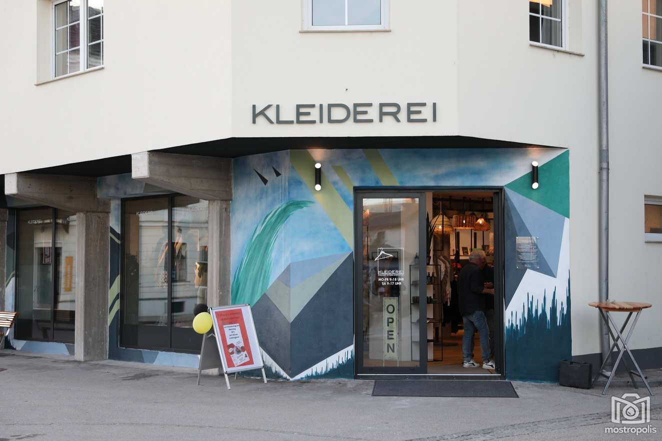 Kleiderei-Concept-Store_Amstetten_002.JPG