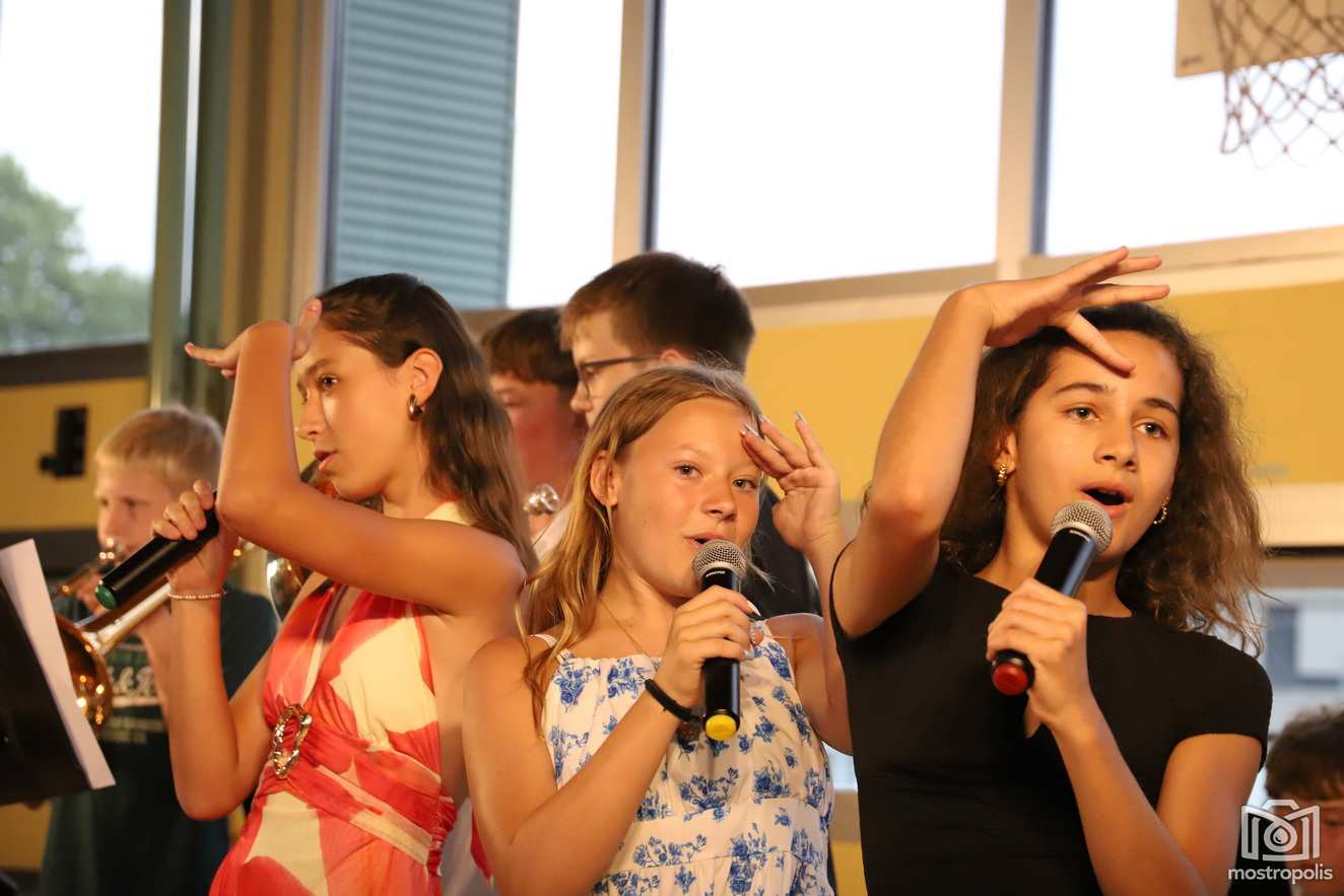 Gym Amst 2026 Schulschlussfest 000.JPG