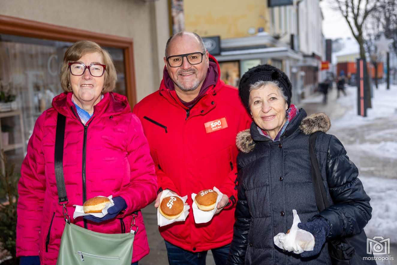 GR-Wahl 2025 Amst Bauernmarkt 005.jpg
