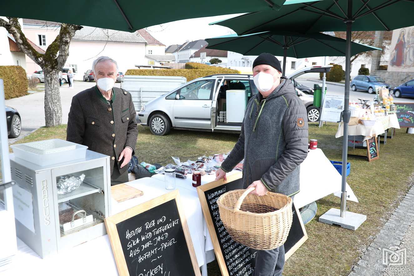 Muntermacher_Regionalmarkt-Ulmerfeld_005.JPG