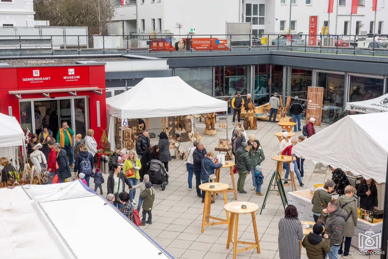 01 Ostermarkt 2024 NeuhY 003