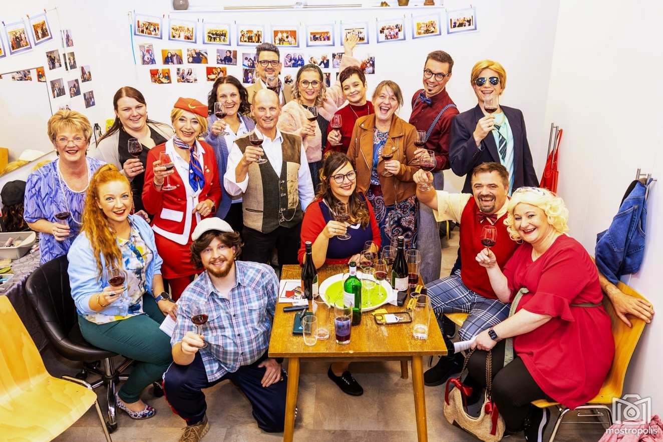 Pfarrbuehne NeustadtlD 2025 Alexander_Durcheinander 001.jpg