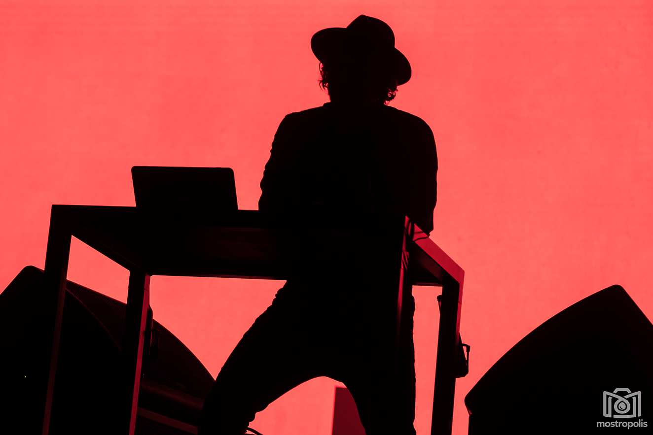 clam-live_parov-stelar_001.JPG