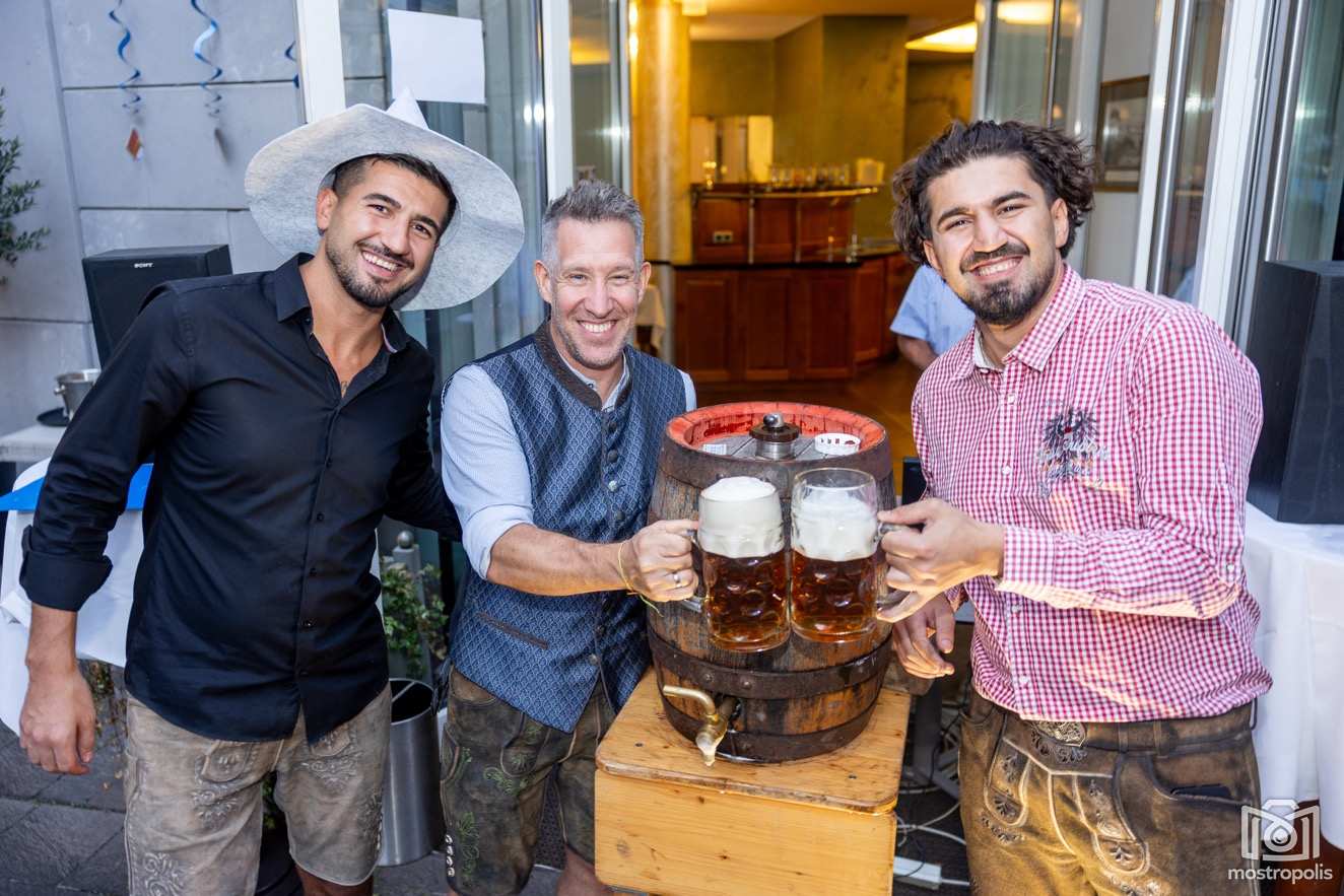 after work session im Brothers - Oktoberfest 001.jpg