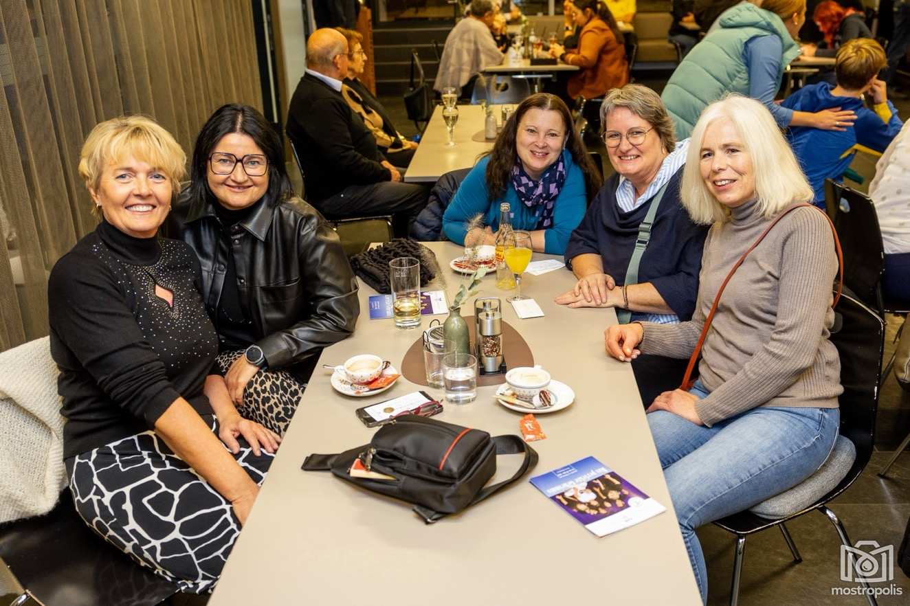 Waidhofner Volksbuehne - Perfektes Geheimnis 005.jpg