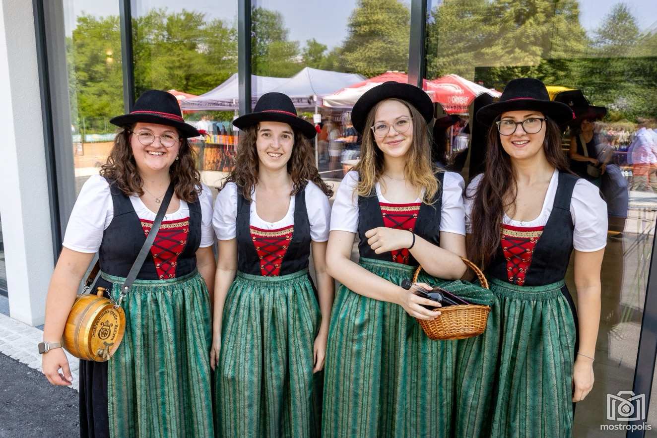 Musisches Bildungszentrum Schloss Zeillern 004.jpg