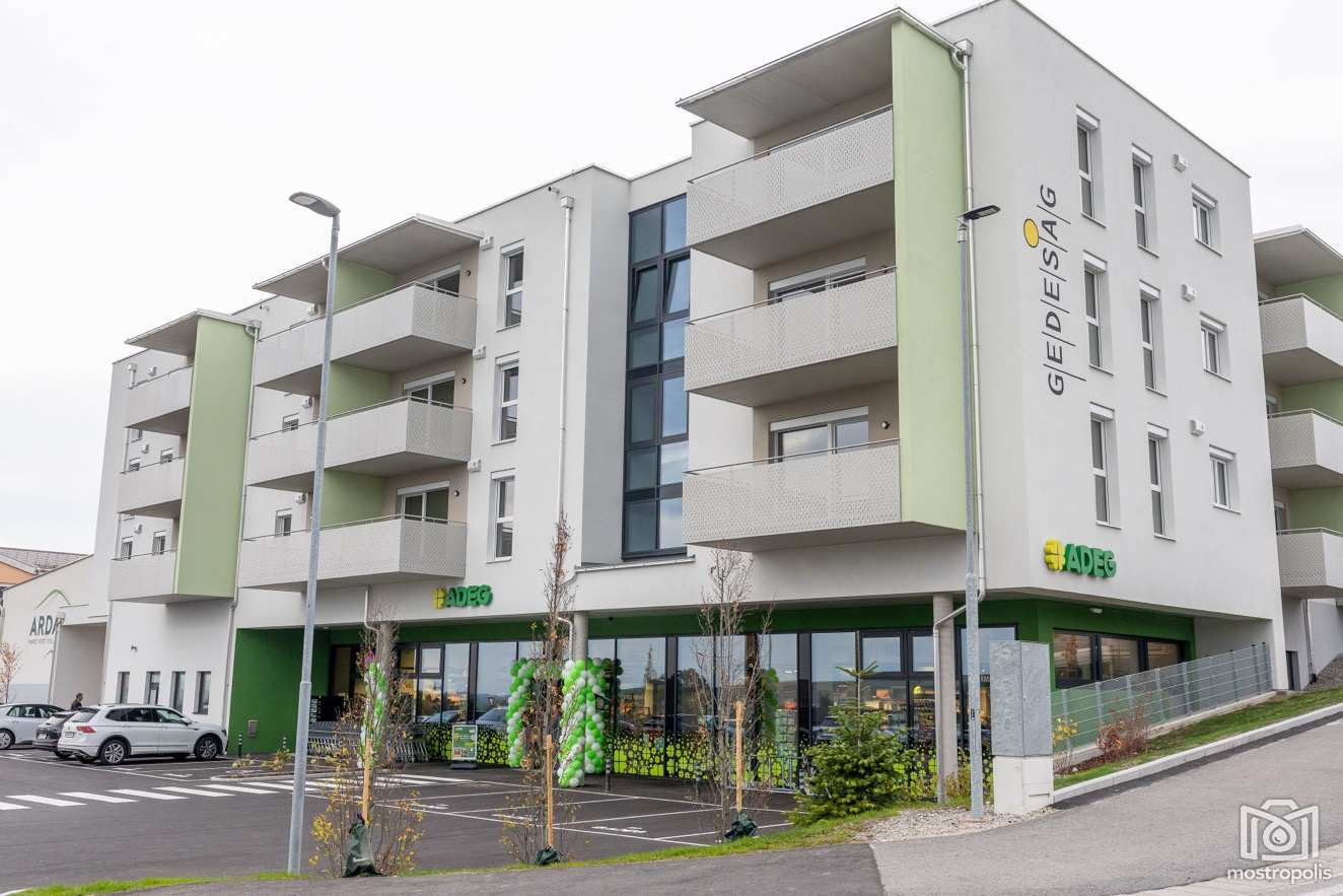 ADEG Seba Ardagger Markt 002.jpg