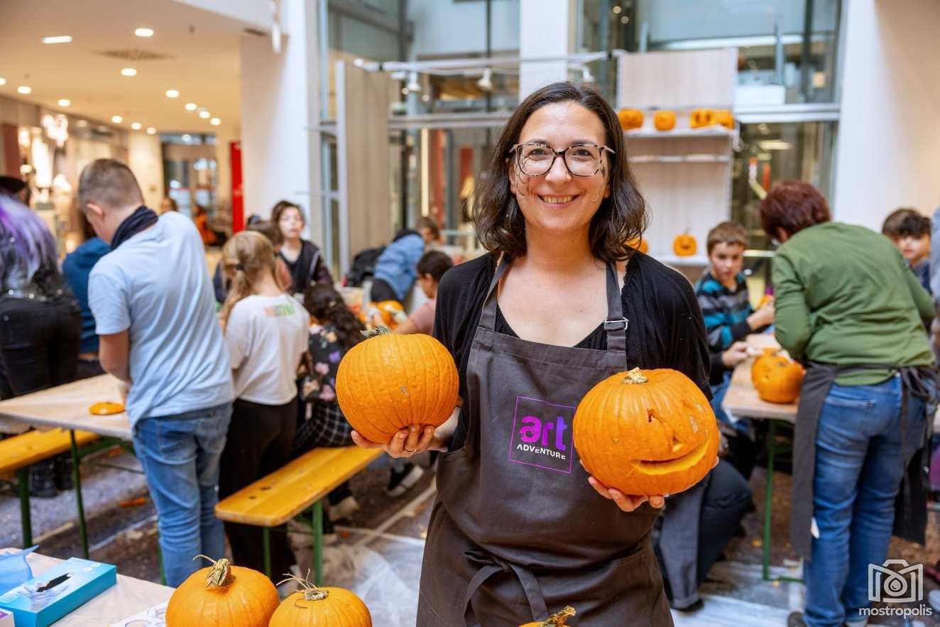 Halloween 24 CCA 002.jpg