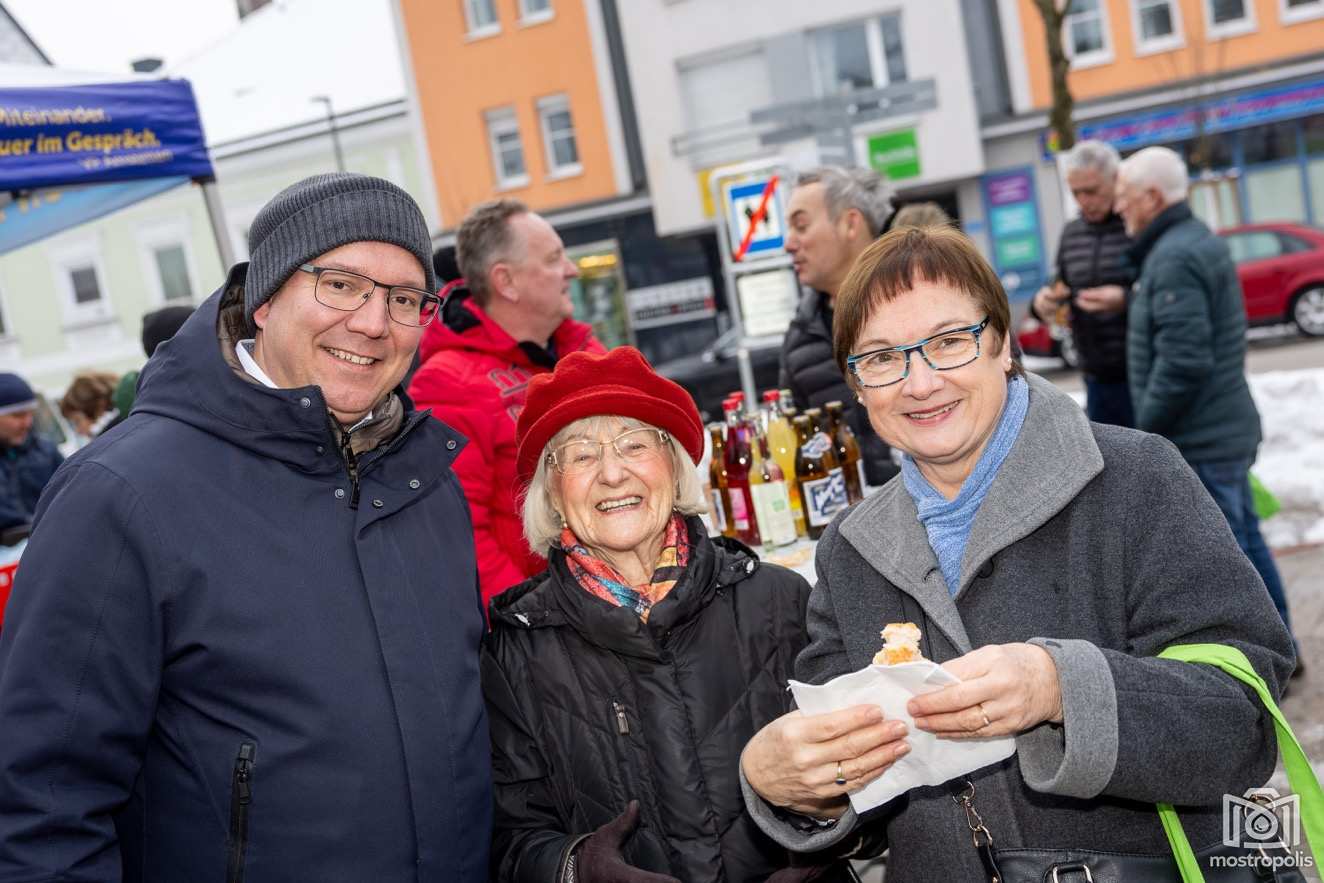 GR-Wahl 2025 Amst Bauernmarkt 001.jpg