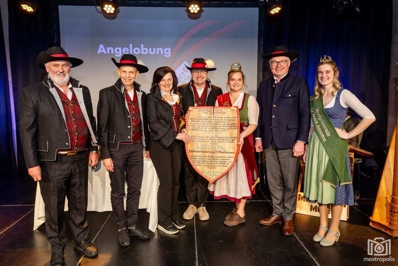 Mostbaronwallfahrt & Mosttaufe 2026 - 001.jpg