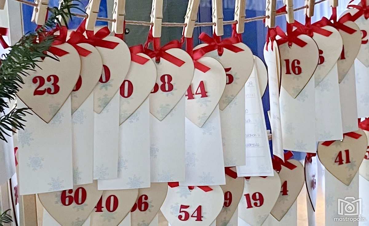 Herzen zugeschnitten