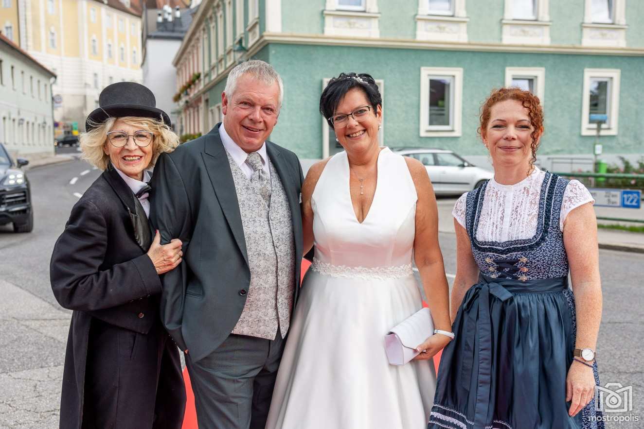 7-Sommernachts-Brautball-2025_ 004.jpg