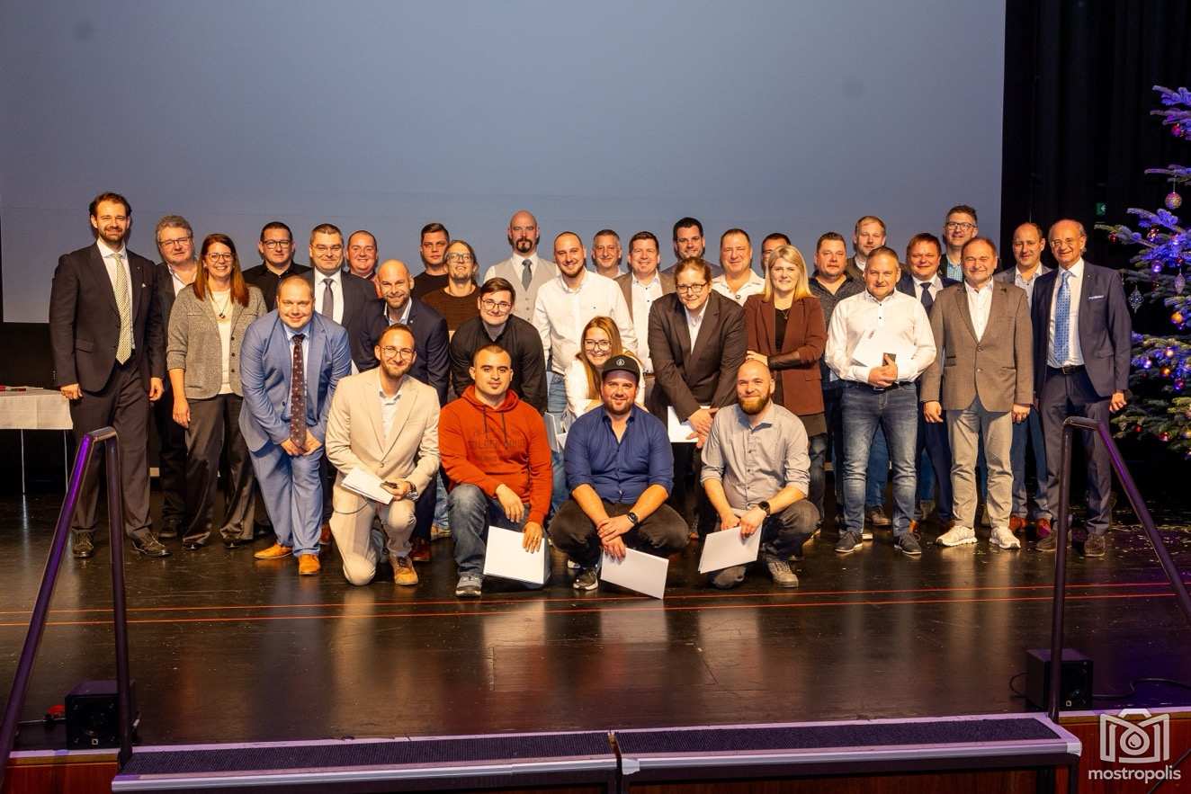 Landsteiner Gruppe 2025 - 001.jpg