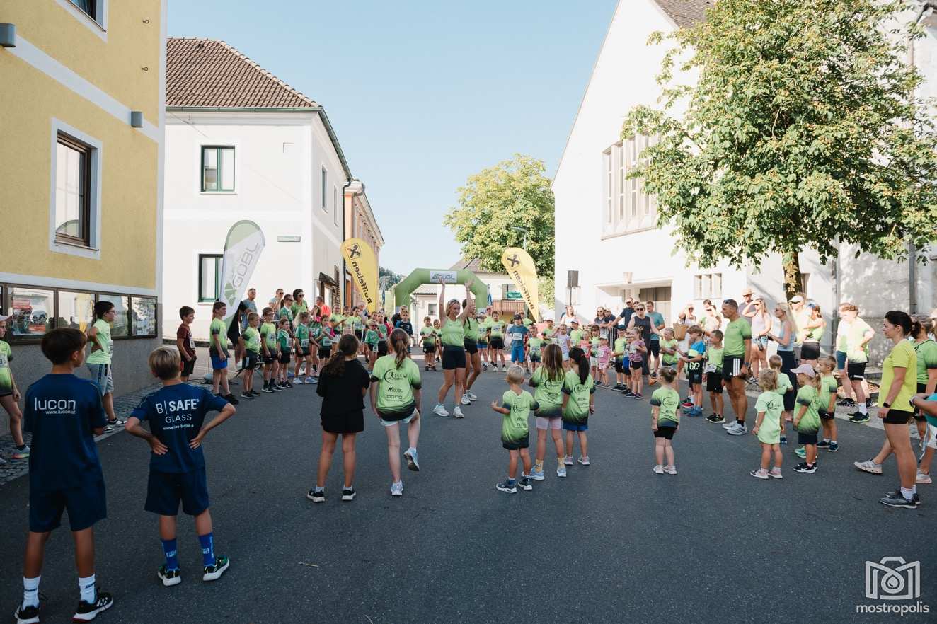 nightrun 2025 NeustadtlD 004.jpg
