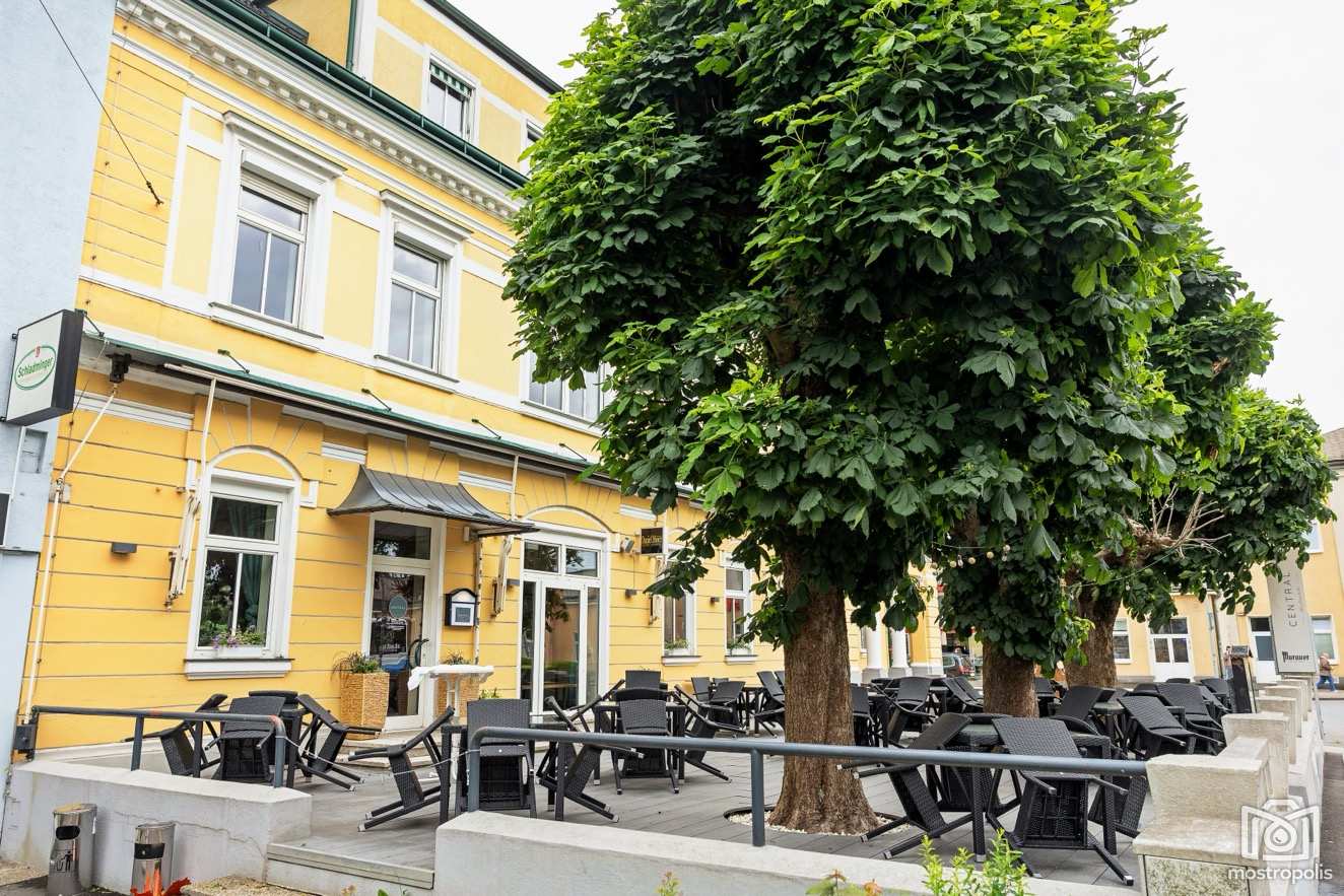 Central Amstetten - the place to be 002.jpg