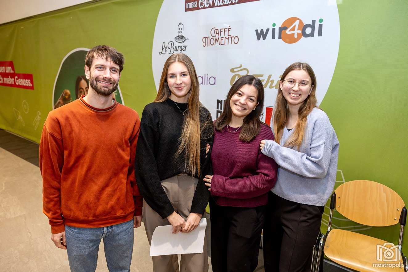 CCA Die Last der Stille 005.jpg