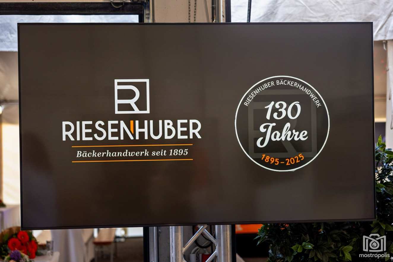 130-J Baeckerhandwerk Riesenhuber 003.jpg