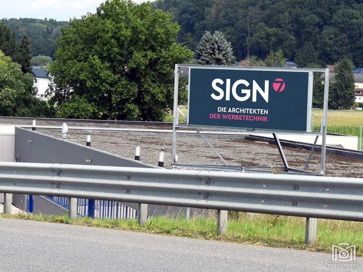 Sign7 - led4