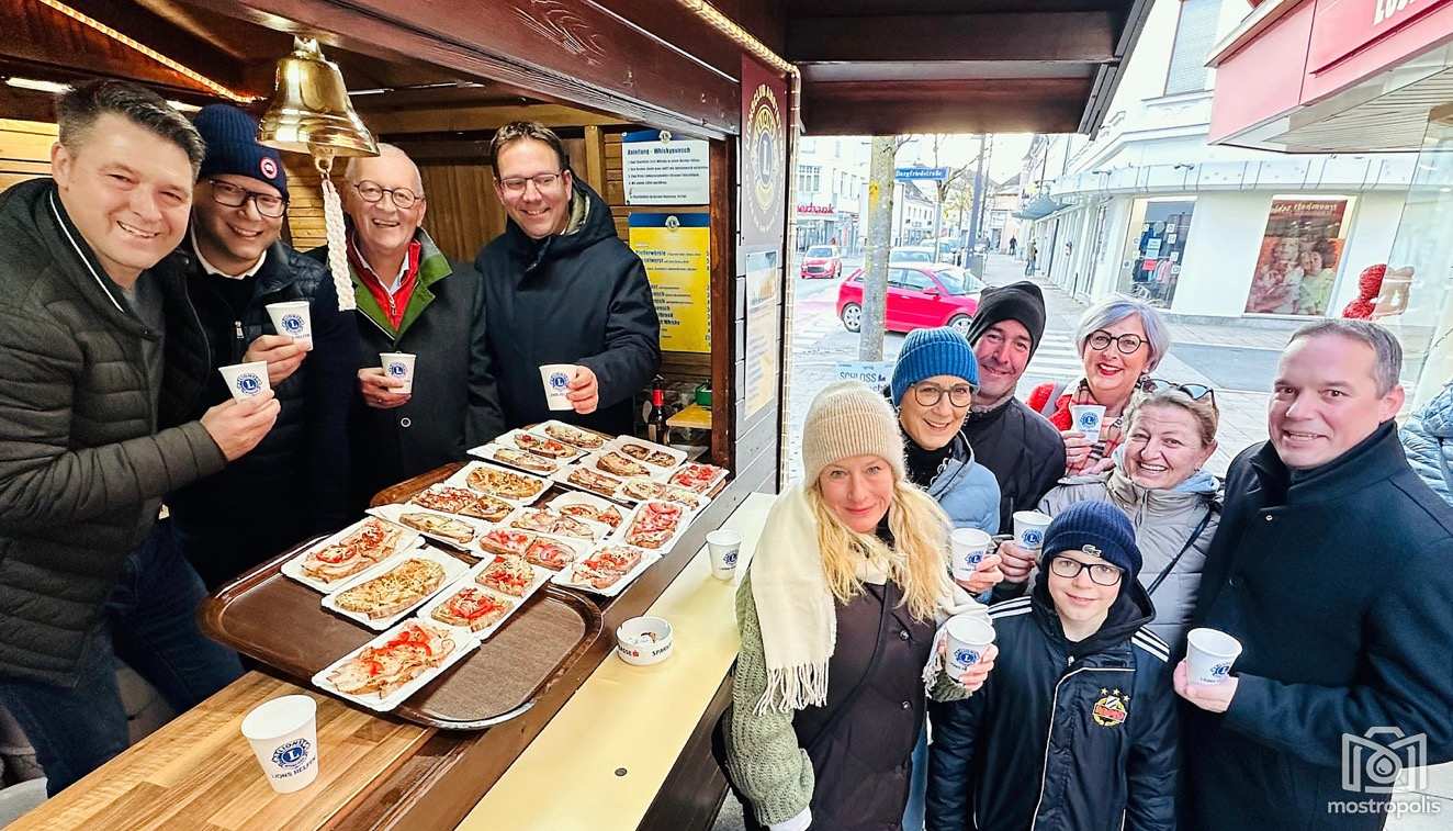 Lions-Gluehmoststand 2025