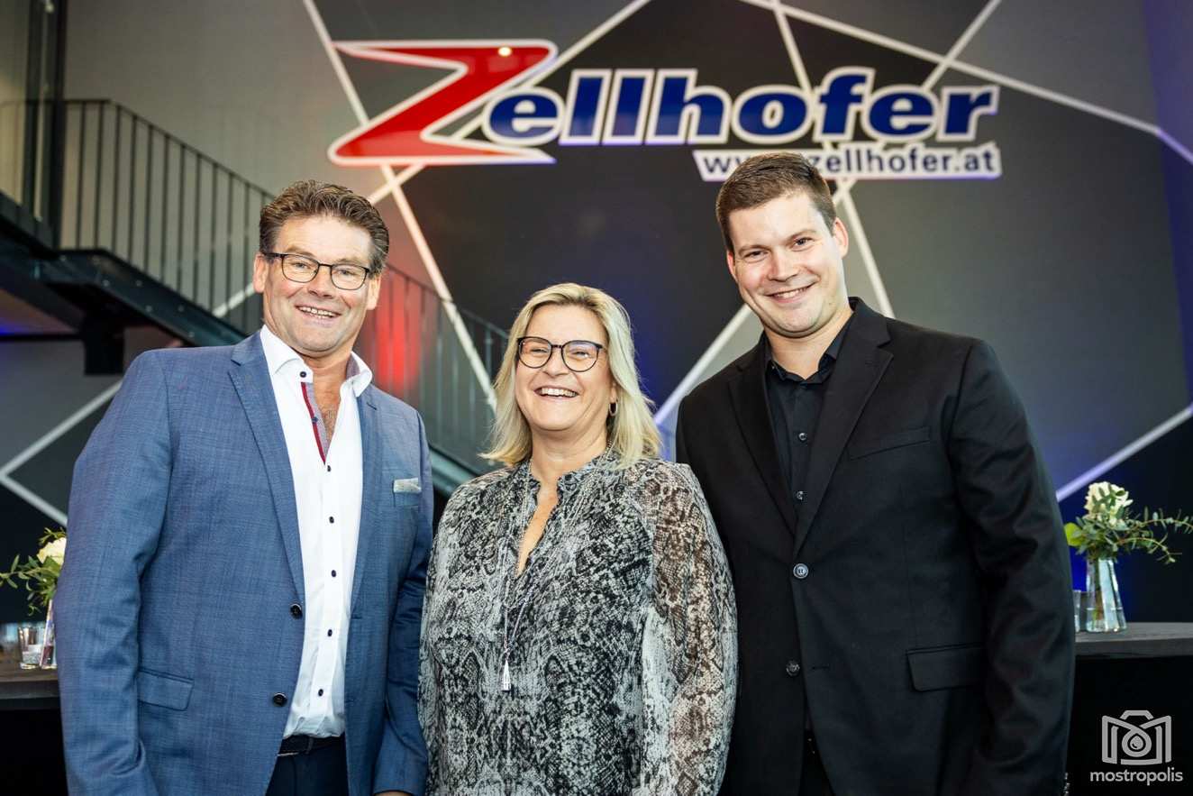 Zellhofer 2025 - Grand Opening 001.jpg
