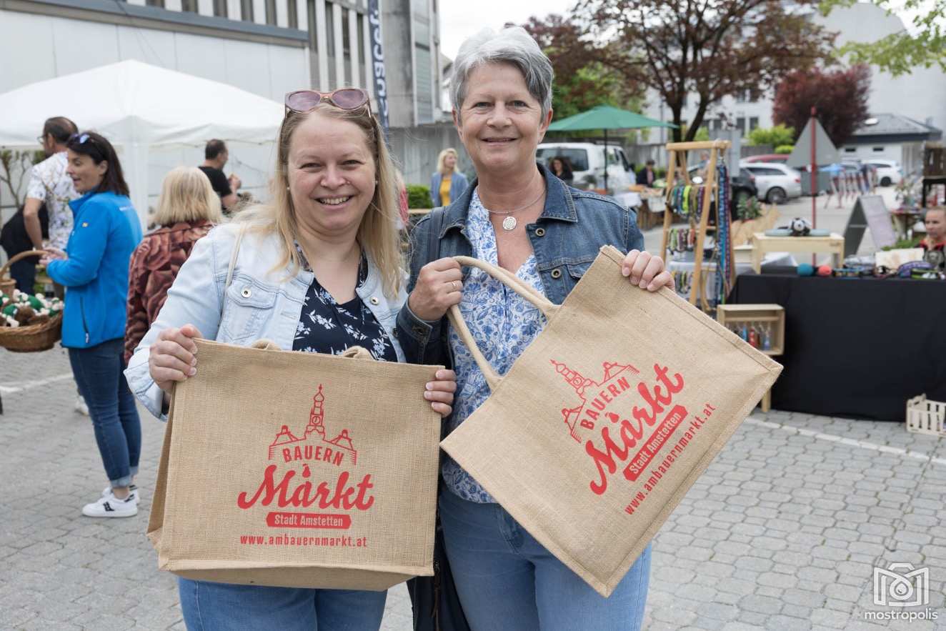 Amstettner Bauernmarkt 002.jpg