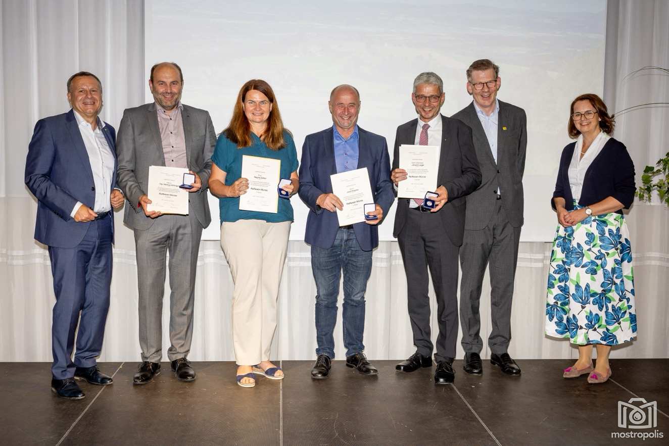 Raiffeisen Amstetten GenVers24 - 002.jpg